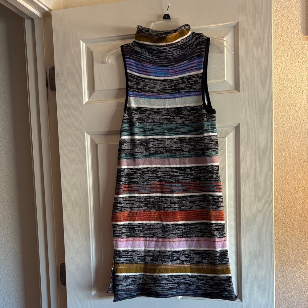 🆕 Anthropologie Striped Sleeveless Sweater